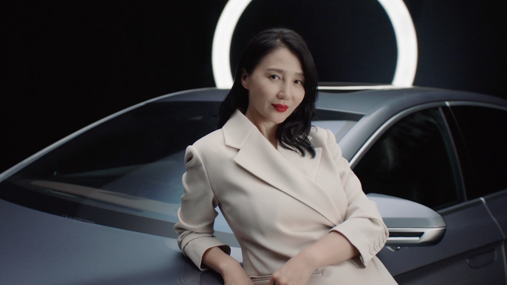 阿朵 | 抖圈木兰荟首位女性挚友，新民族音乐人